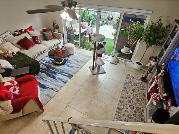 3321 Farragut St 7H, Hollywood FL 33021