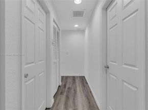 1901 SW 60th Ter, North Lauderdale FL 33068