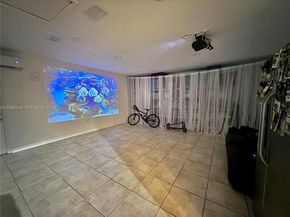 8404 SW 26th St, Davie FL 33324