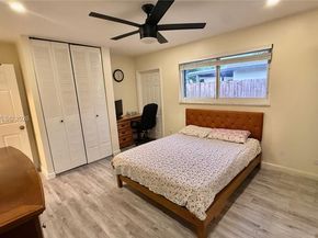 8404 SW 26th St, Davie FL 33324