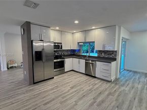 8404 SW 26th St, Davie FL 33324