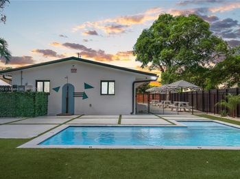 256 NW 57th St