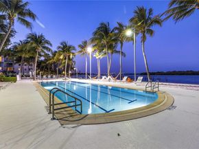 680 NE 64th St APH3, Miami FL 33138