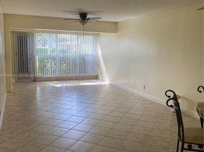 1521 NW 18th AVE 101, Delray Beach FL 33445