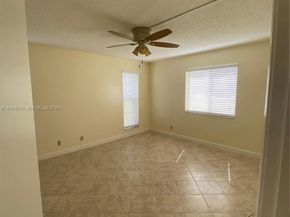 1521 NW 18th AVE 101, Delray Beach FL 33445