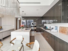 3250 NE 188th St 607, Aventura FL 33180