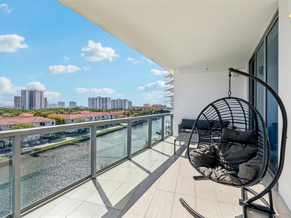 3250 NE 188th St 607, Aventura FL 33180