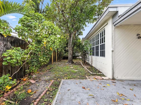 7749 Biltmore Blvd, Miramar FL 33023
