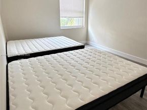 2935 NE 163rd St 3P, North Miami Beach FL 33160