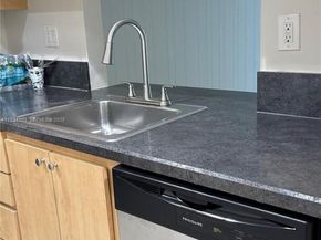 2935 NE 163rd St 3P, North Miami Beach FL 33160