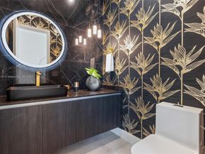 1814 Middle River Dr, Fort Lauderdale FL 33305