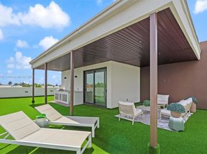 1814 Middle River Dr, Fort Lauderdale FL 33305