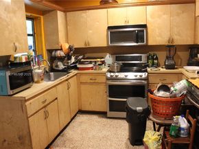 3135 NW 82nd St, Miami FL 33147