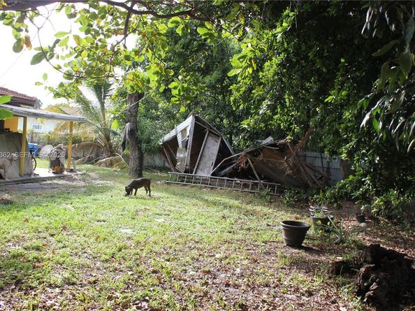 3135 NW 82nd St, Miami FL 33147