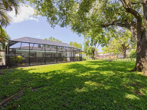 10395 NW 42nd Dr, Coral Springs FL 33065