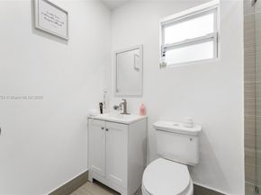 1130 NW 57th St, Miami FL 33127