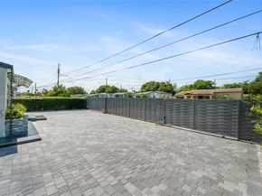 1130 NW 57th St, Miami FL 33127
