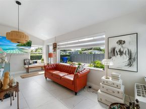 1130 NW 57th St, Miami FL 33127