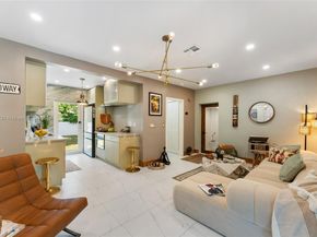 1130 NW 57th St, Miami FL 33127