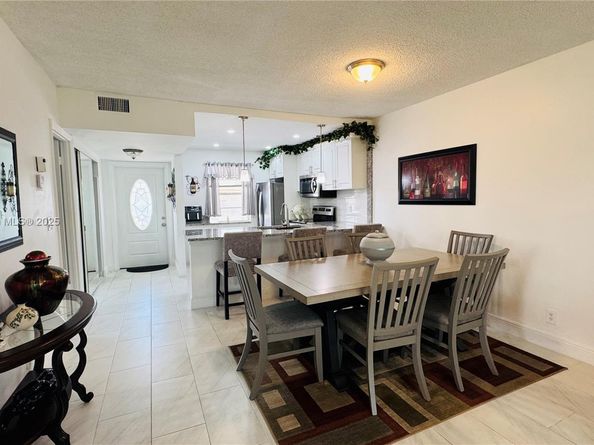 7200 NW 5th Ct 208, Margate FL 33063