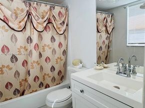 7200 NW 5th Ct 208, Margate FL 33063