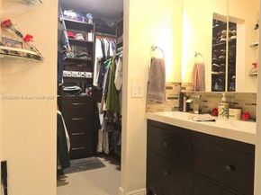 9600 NW 15th Ct, Pembroke Pines FL 33024