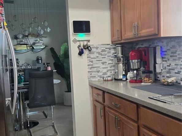 9600 NW 15th Ct, Pembroke Pines FL 33024