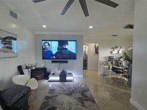 9600 NW 15th Ct, Pembroke Pines FL 33024