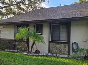 9600 NW 15th Ct, Pembroke Pines FL 33024