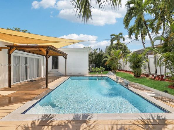12630 NE Miami Pl, North Miami FL 33161