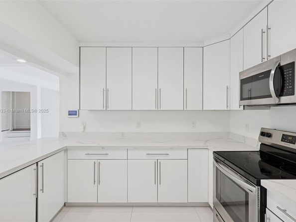 12630 NE Miami Pl, North Miami FL 33161