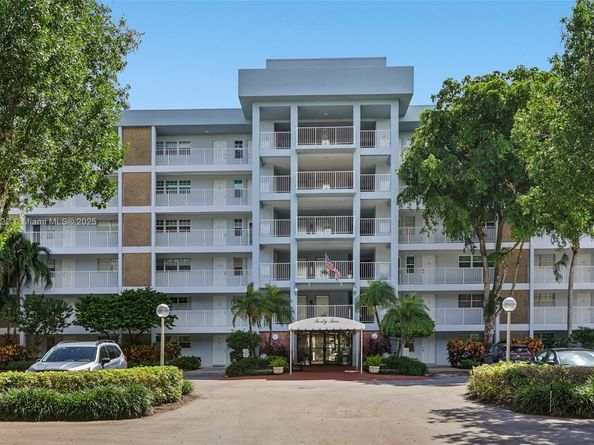 3150 N Course Ln 108, Pompano Beach FL 33069