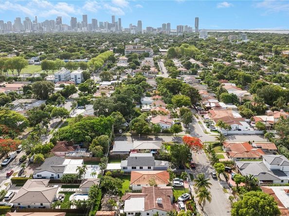 2305 SW 19th Ter, Miami FL 33145
