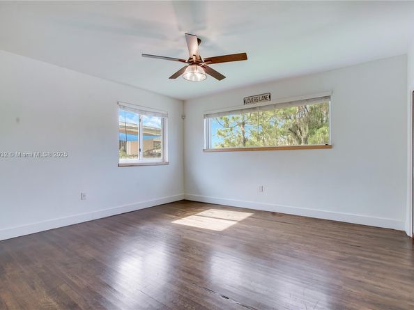 2305 SW 19th Ter, Miami FL 33145
