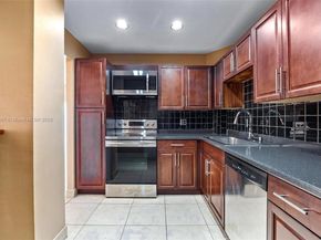 4350 Hillcrest Dr 1016, Hollywood FL 33021