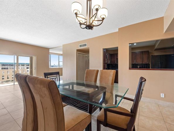 4350 Hillcrest Dr 1016, Hollywood FL 33021