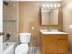 4350 Hillcrest Dr 1016, Hollywood FL 33021