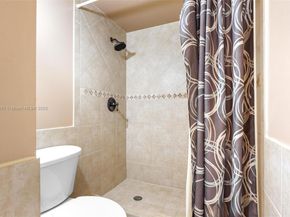 4350 Hillcrest Dr 1016, Hollywood FL 33021
