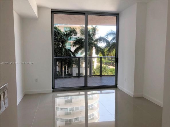 488 NE 18th St 215, Miami FL 33132