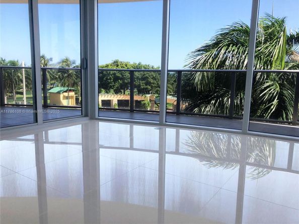 488 NE 18th St 215, Miami FL 33132