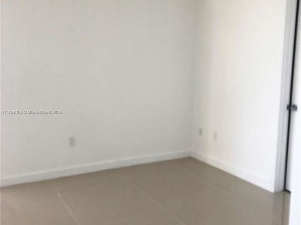 488 NE 18th St 215, Miami FL 33132