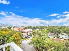 2475 NW 16th St Rd 601, Miami FL 33125