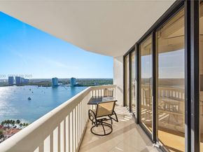 1000 W Island Blvd 3002, Aventura FL 33160