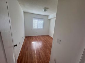 9340 Fontainebleau Blvd W310, Miami FL 33172