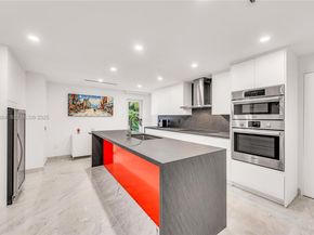 4321 Nautilus Dr, Miami Beach FL 33140