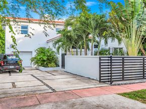 4321 Nautilus Dr, Miami Beach FL 33140