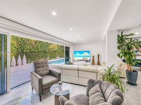 4321 Nautilus Dr, Miami Beach FL 33140