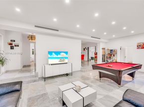 4321 Nautilus Dr, Miami Beach FL 33140