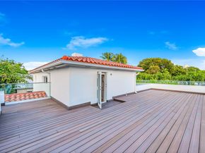 4321 Nautilus Dr, Miami Beach FL 33140