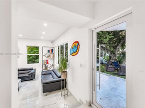 4321 Nautilus Dr, Miami Beach FL 33140